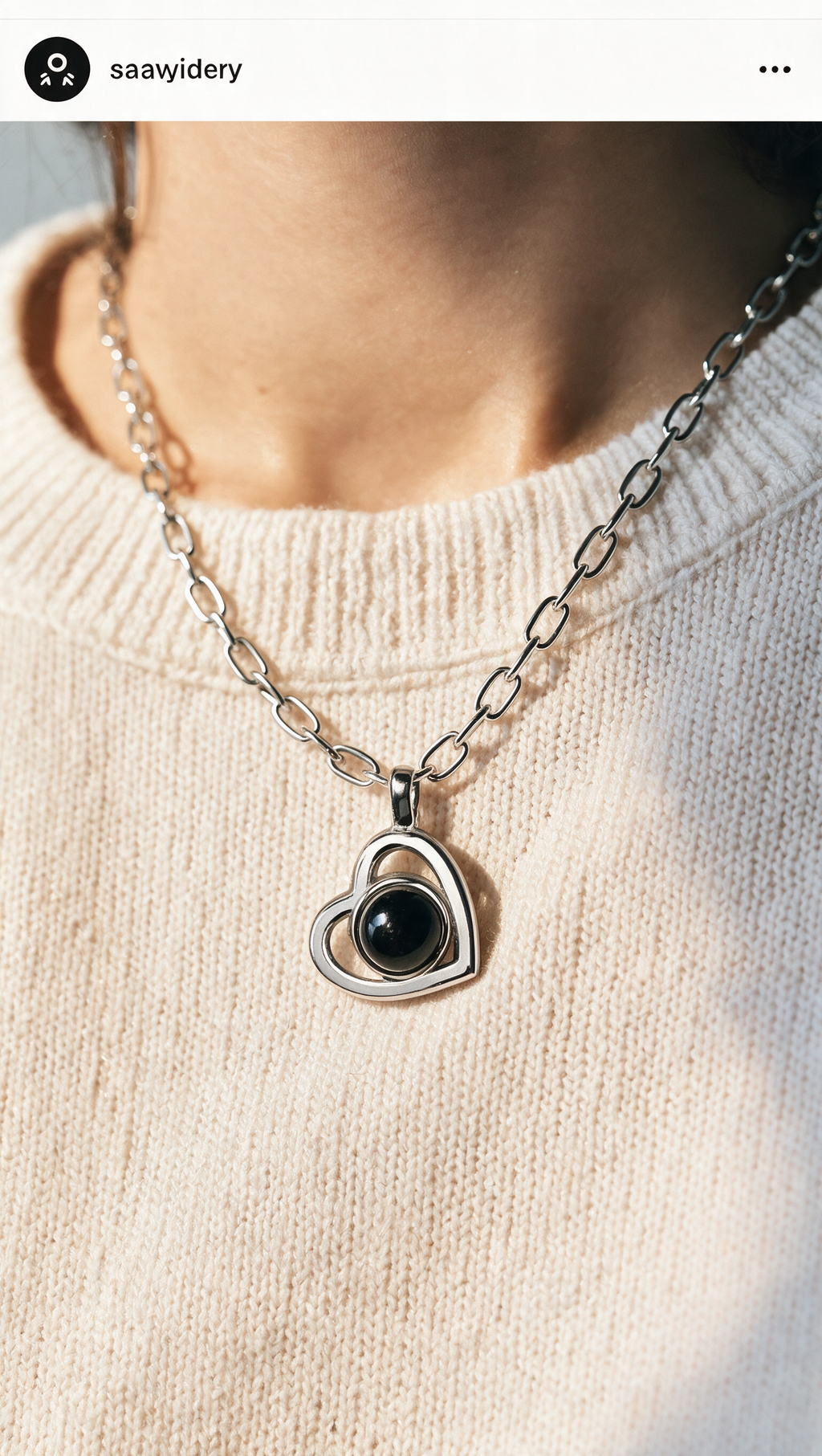 The Memory Necklace - Heart pendant, Silver, open locket detail